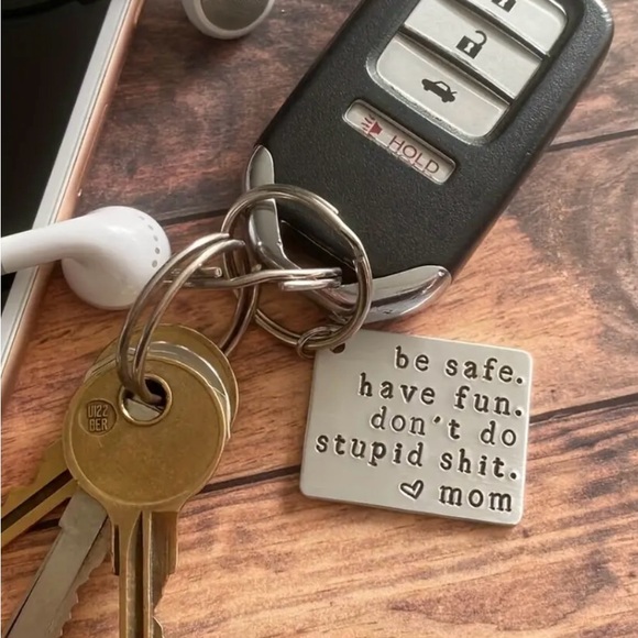 HUMOROUS & ADULT KEYCHAINS “DRIVE SAFE” MULTIPLE STYLES SEE PHOTOS - Picture 12 of 16